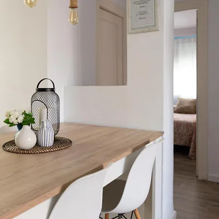 Sunset Apartment *